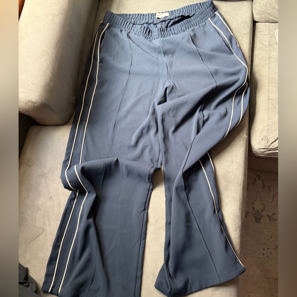Abercrombie & Fitch Navy Pull-On Track Pant large long inseam